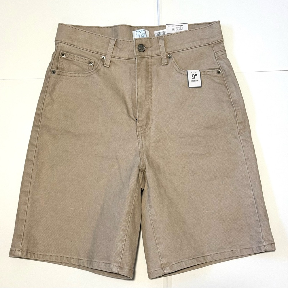 Women's Tan 9" Inseam Casual Shorts
